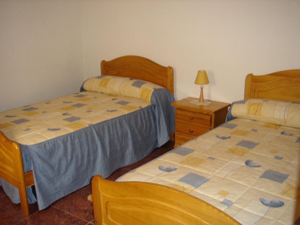 Apartamentos Serrano Ribatajada Екстер'єр фото