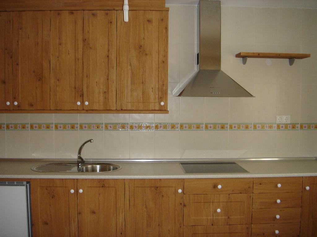 Apartamentos Serrano Ribatajada Екстер'єр фото