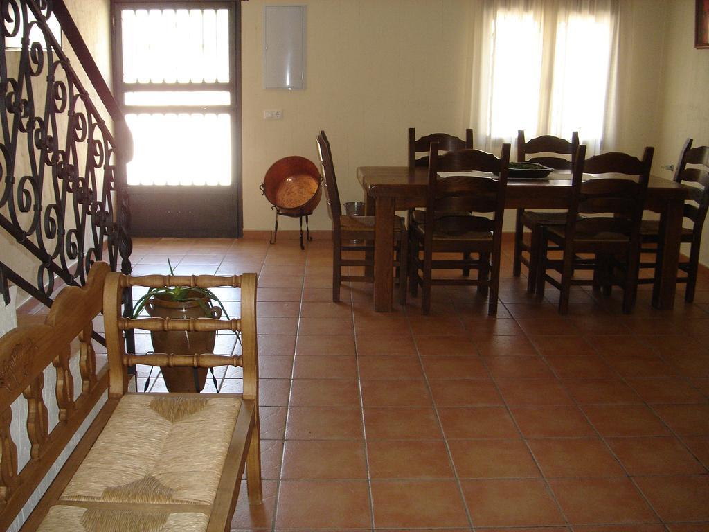 Apartamentos Serrano Ribatajada Екстер'єр фото