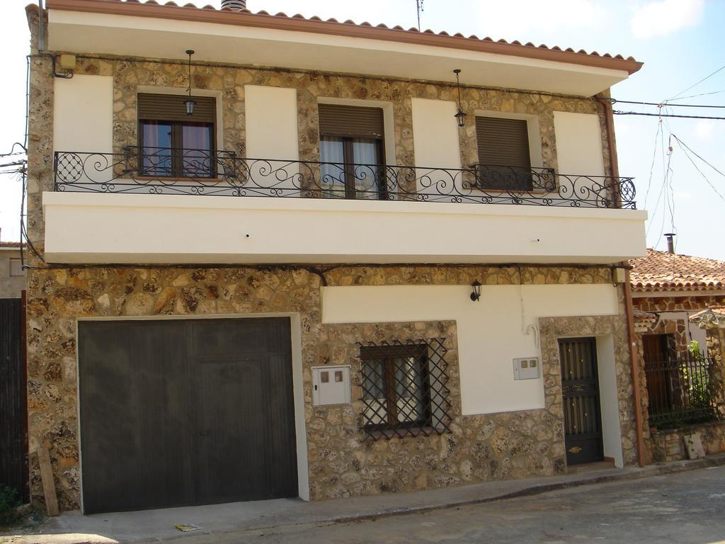 Apartamentos Serrano Ribatajada Екстер'єр фото